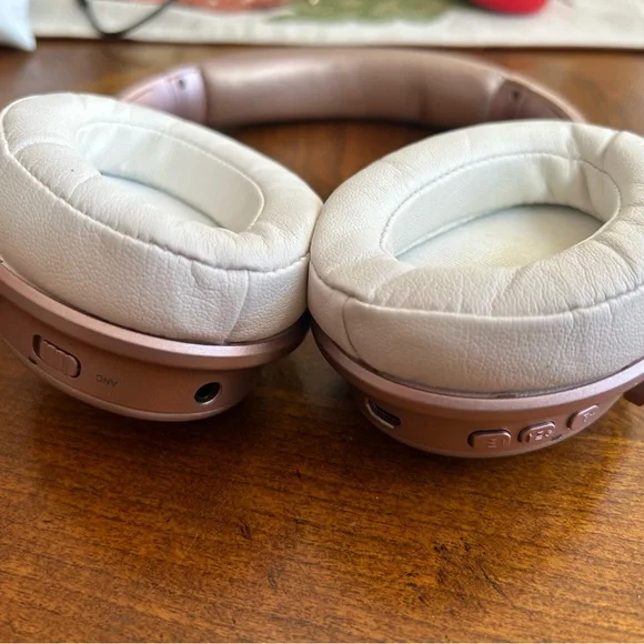 MPOW Noise cancelling Headphones - Bluetooth, wireless